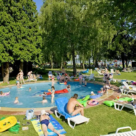 Holiday Home Club Tihany-5 בית נופש טיהאני